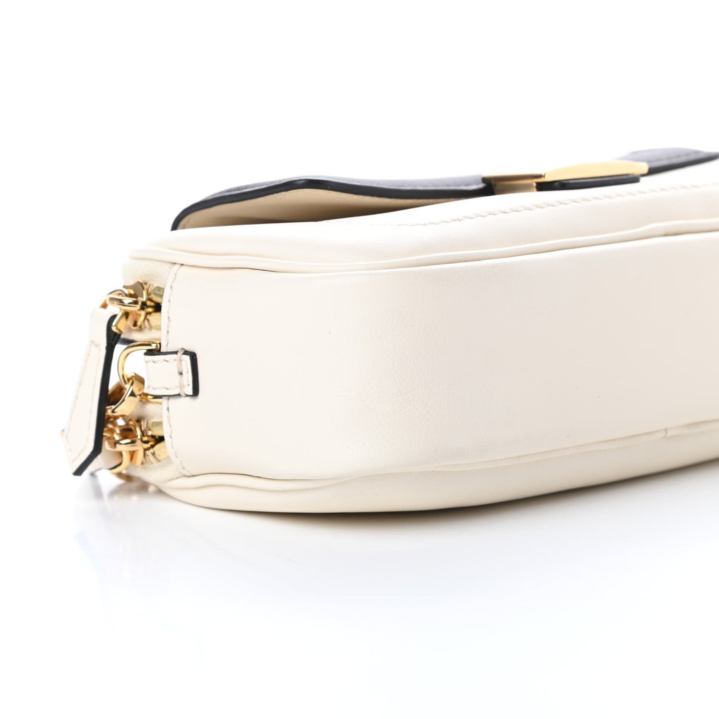 Fendi Vitello Grace Matte Bicolor Easy Baguette Black White