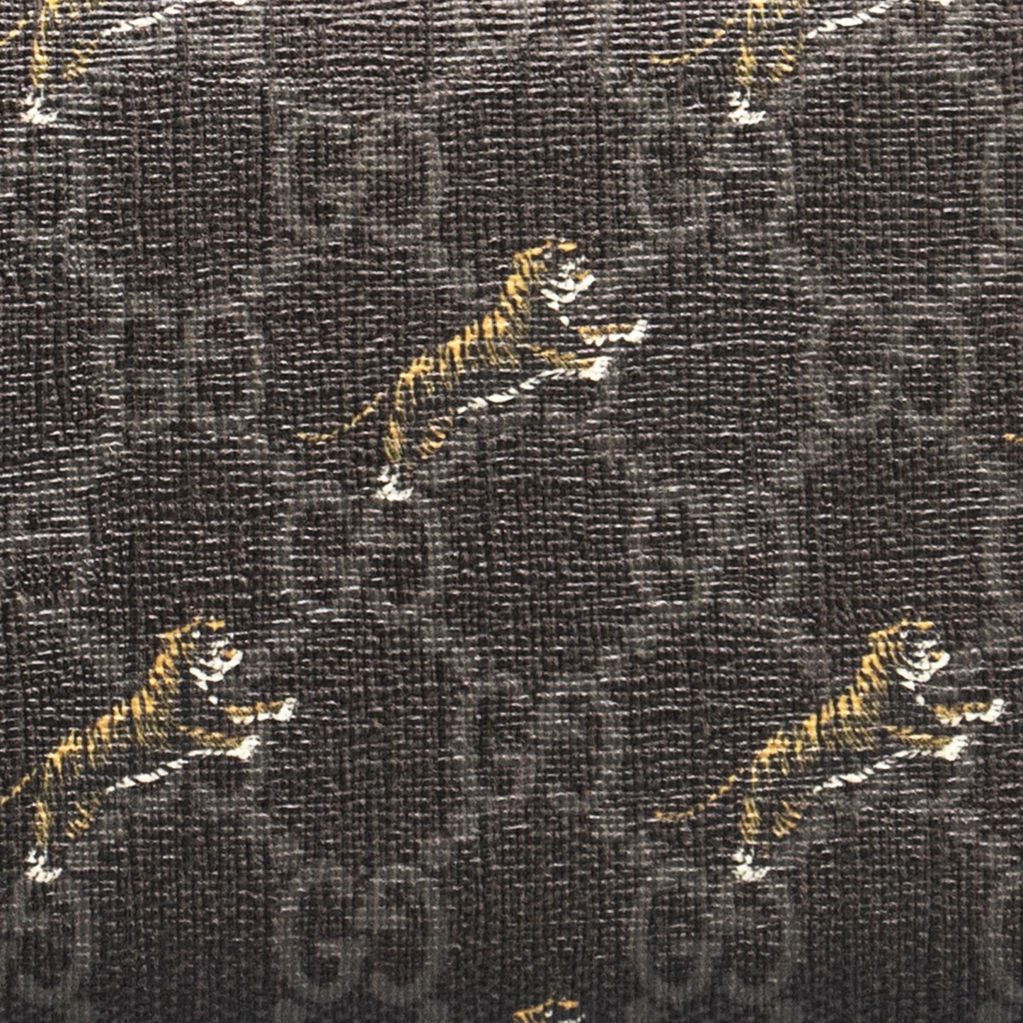 Gucci GG Supreme Canvas Grey Tiger Print Zip Around Wallet 575135