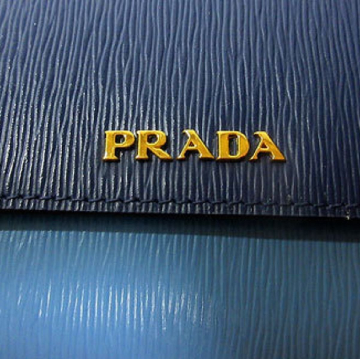 Prada Portafoglio Pattina Bluette Mare Vitello Move CO Leather Wallet