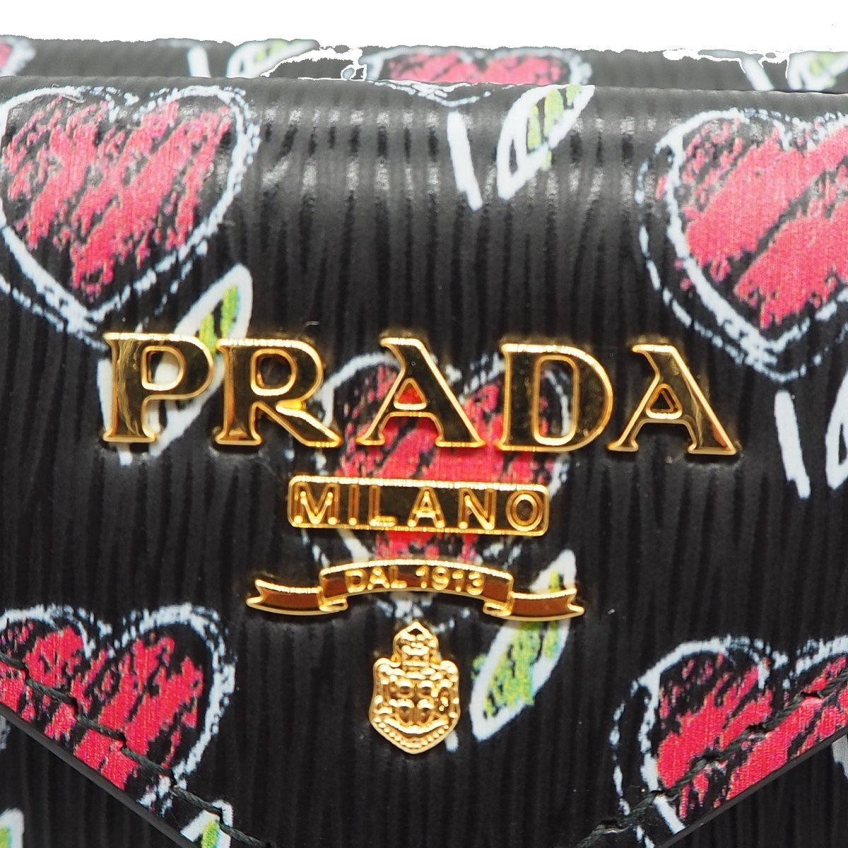 Prada Womens Black Vitello Move Love Hearts Leather Envelope Snap Wallet 1MH021