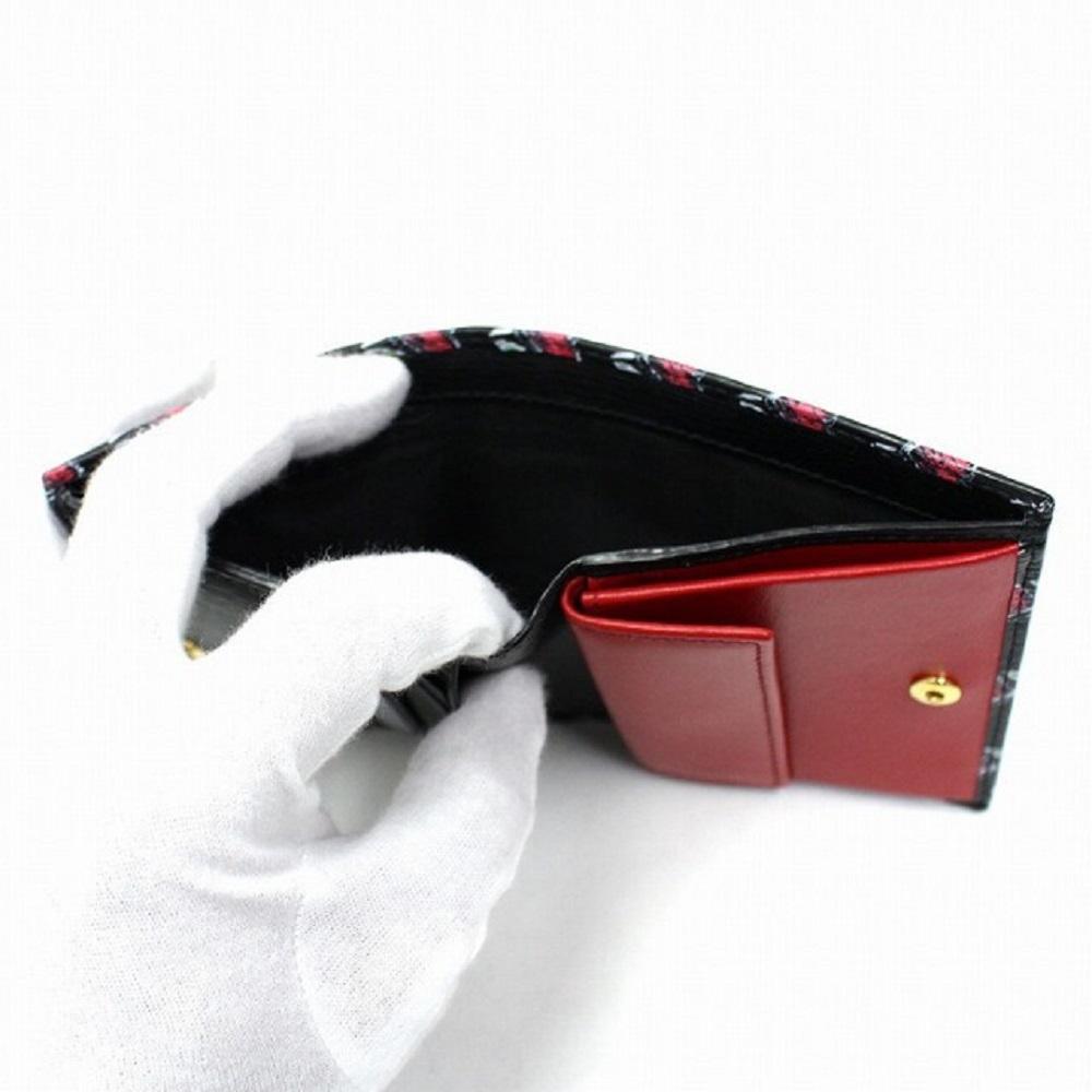 Prada Womens Black Vitello Move Love Hearts Leather Snap Bifold Wallet 1MV204