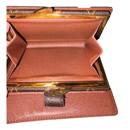 Louis Vuitton Vintage 1998 Classic Monogram French Purse Kisslock Wallet