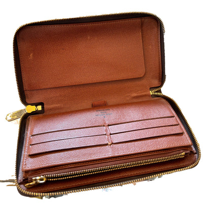 Louis Vuitton Monogram  Large Zippy Wallet- Preowned