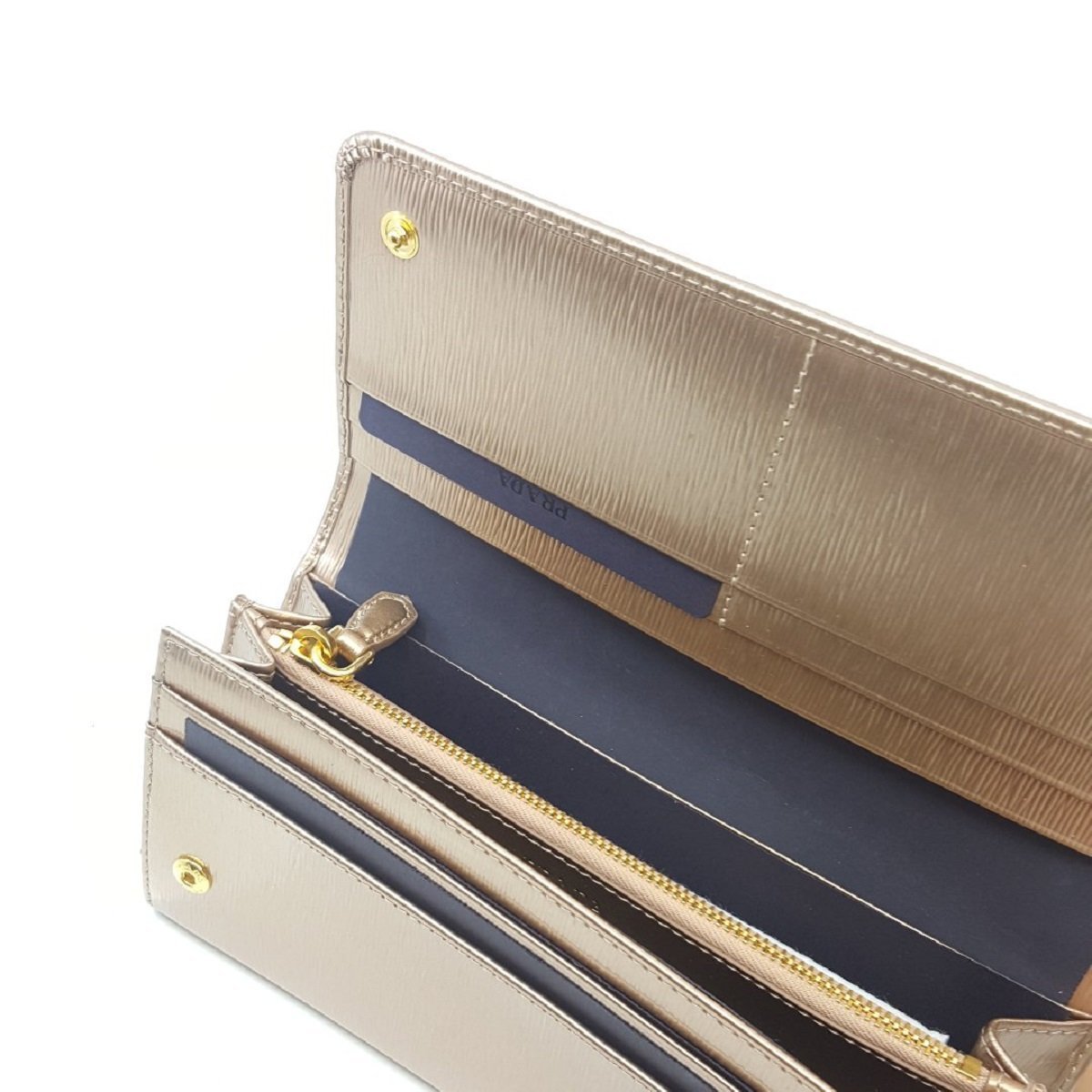 Prada Portafoglio Pattina Cipria Mordore Vitello Move 1MH132