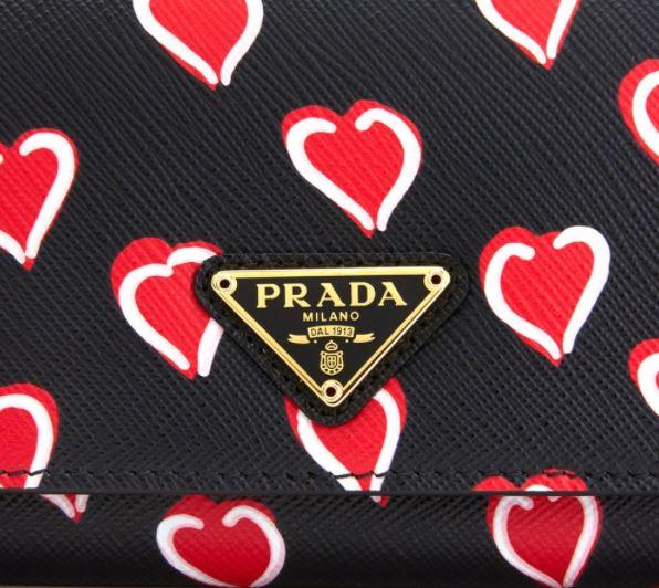 Prada Portafoglio Pattina Nero Hearts Saffiano Print Double Snap Wallet 1MH132