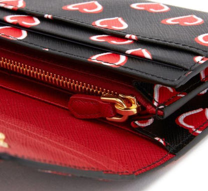 Prada Portafoglio Pattina Nero Hearts Saffiano Print Double Snap Wallet 1MH132