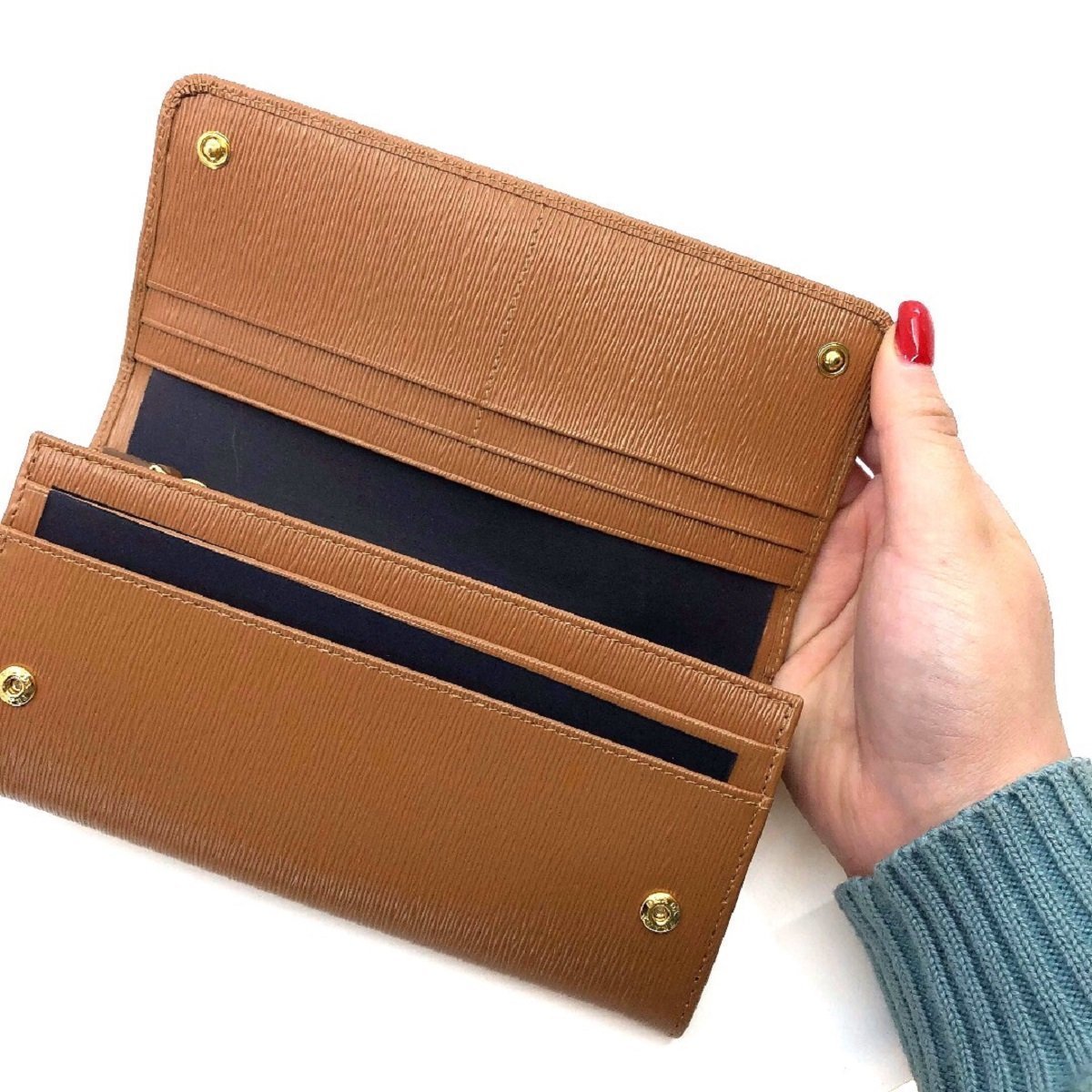 Prada Women's Caramel Beige Vitello Move Long Leather Flap Continental Wallet 1MH132