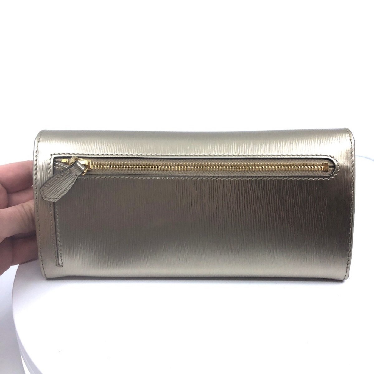 Prada Women's Metallic Gold Vitello Move Long Leather Flap Wallet 1MH132