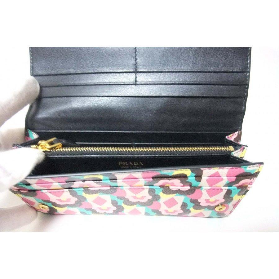 Prada Women's Snap Closure Wallet with Flowers/Detachable ID Card 1MH132