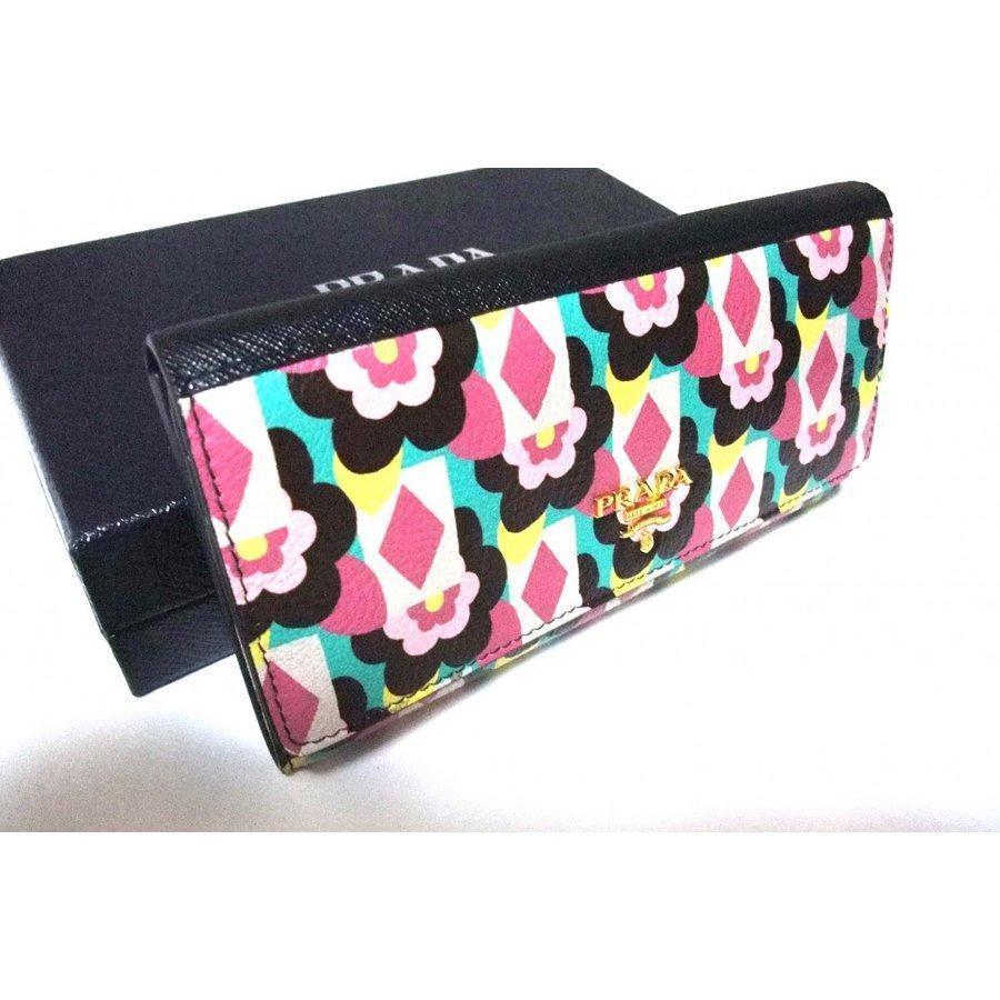 Prada Women's Snap Closure Wallet with Flowers/Detachable ID Card 1MH132