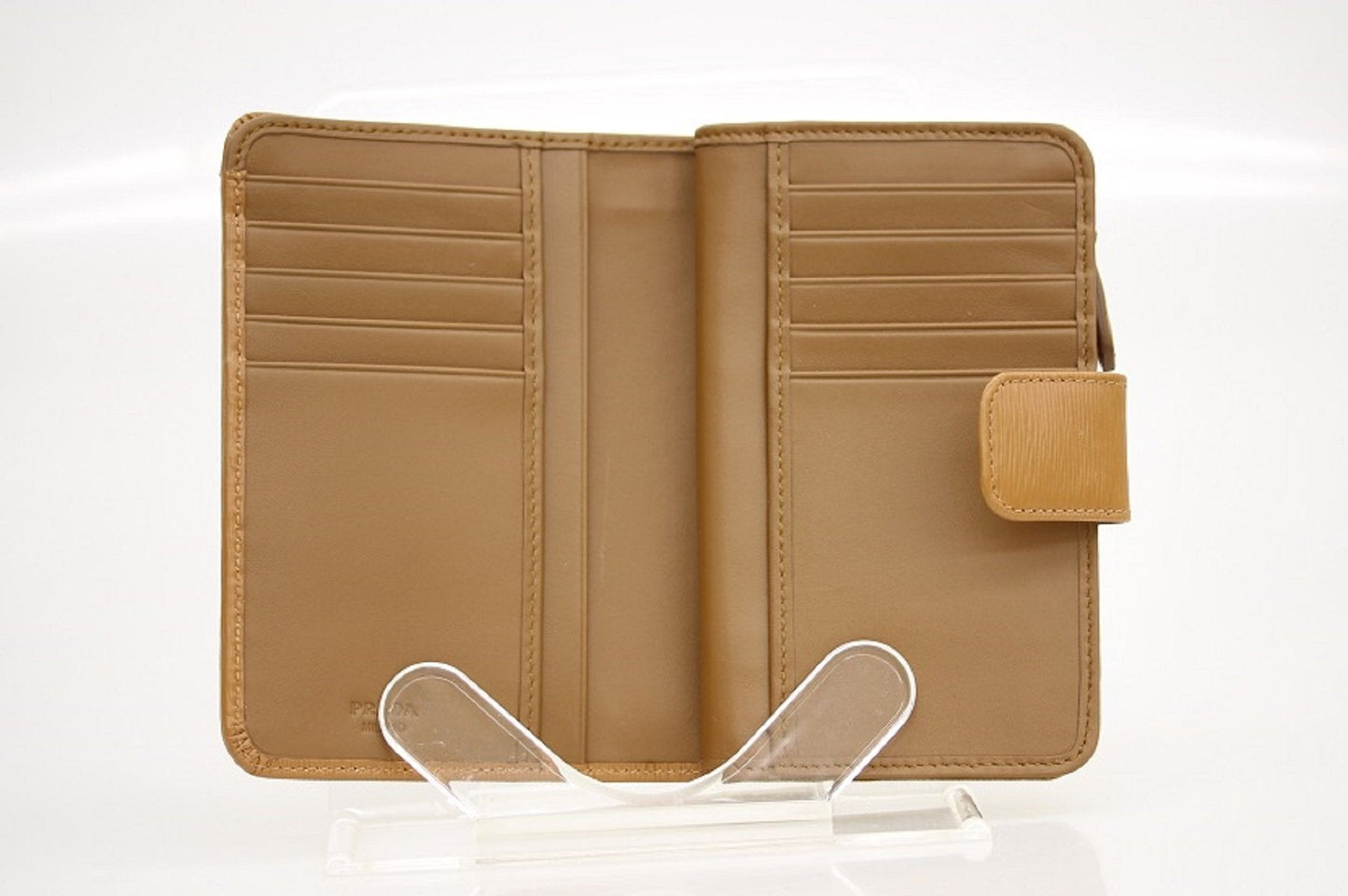 Prada Women's Vitello Move Zip Wallet Caramel With Snap Closure 1ML225