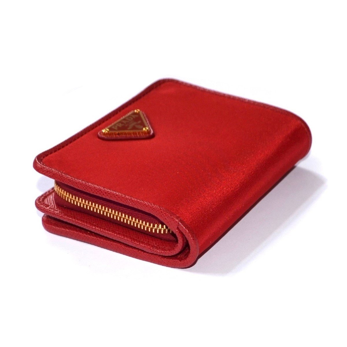 Prada Womens Tessuto Nylon Saffiano Leather Rosso Red Snap Zip Around Wallet 1ML018